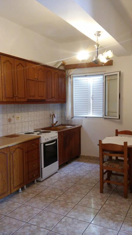 Elena Apartament Sarandë Exterior foto